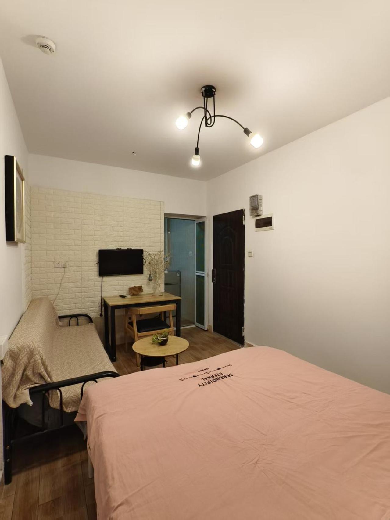 Lin Jiang Apartment Гуанчжоу Экстерьер фото